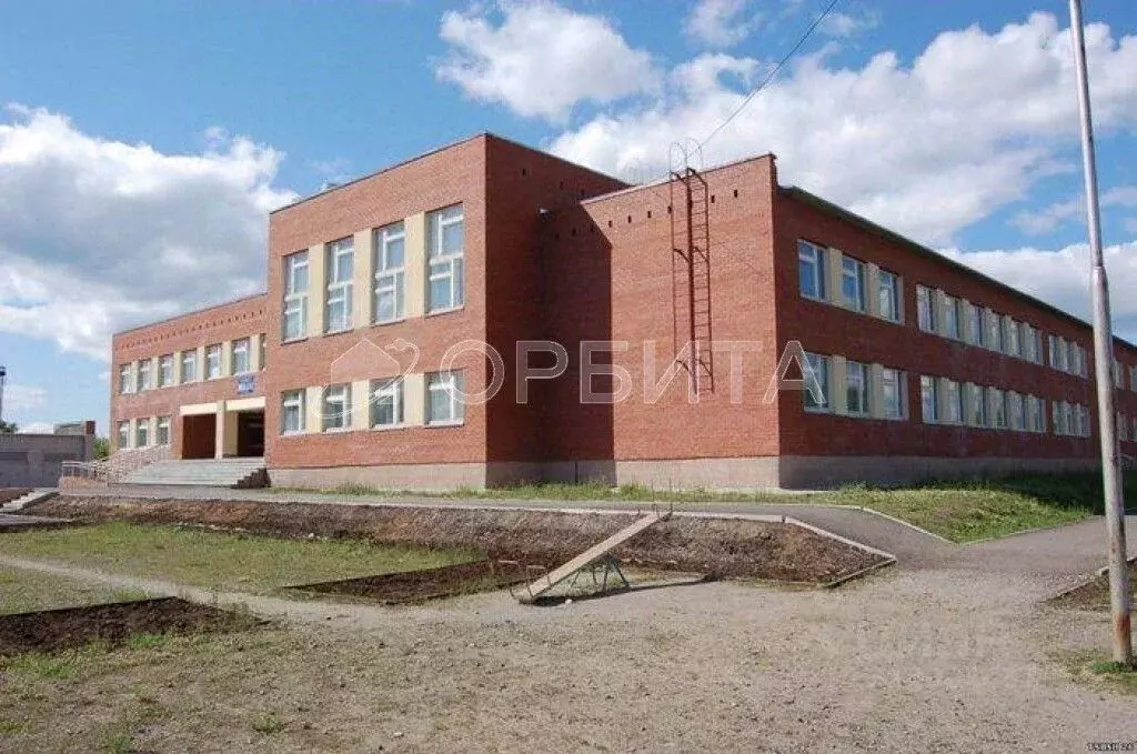 Участок в Свердловская область, Тугулым пгт ул. Дружбы (14.14 сот.) - Фото 1
