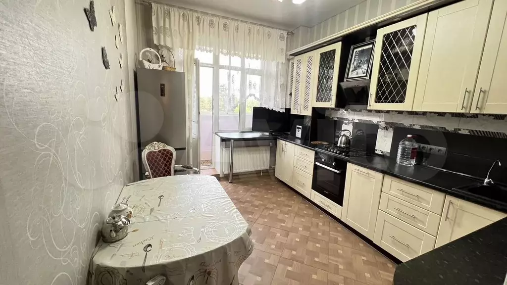 1-к. квартира, 55 м, 4/6 эт. - Фото 1