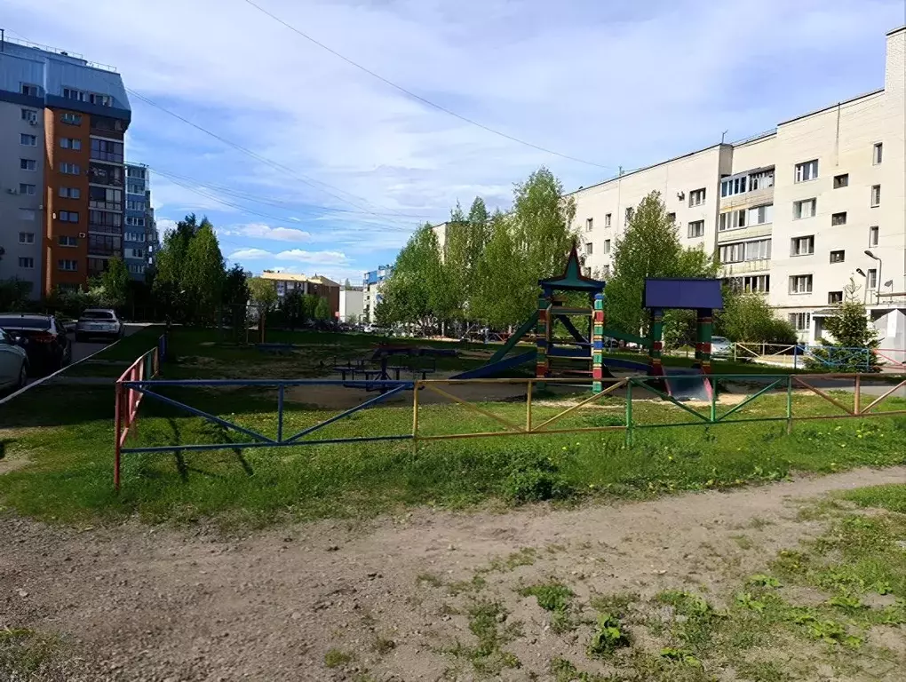1-к кв. Курганская область, Курган Заозерный жилрайон, 6-й мкр, 21 ... - Фото 1