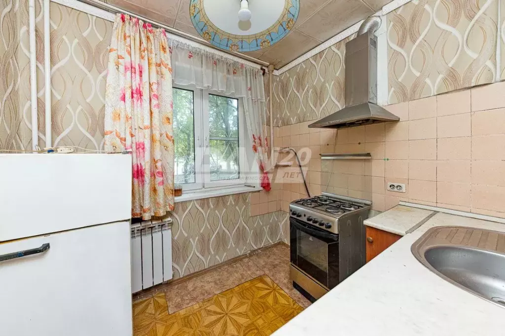 2-к кв. Челябинская область, Челябинск ул. Кирова, 4А (44.8 м) - Фото 0