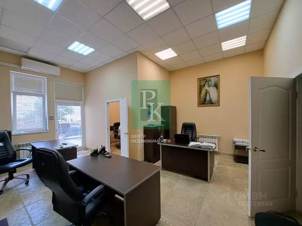 Офис в Севастополь ул. Парковая, 14к1 (47 м) - Фото 1