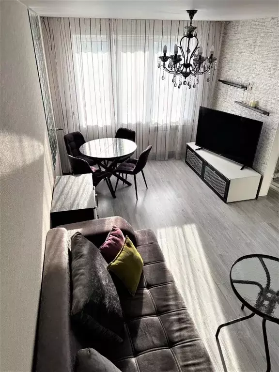 3-к кв. Самарская область, Тольятти Автозаводское ш., 43 (65.9 м) - Фото 0