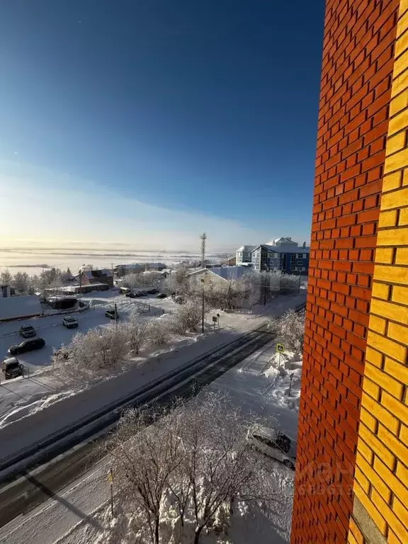 2-к кв. Ямало-Ненецкий АО, Салехард Комсомольская ул., 13 (75.1 м) - Фото 1