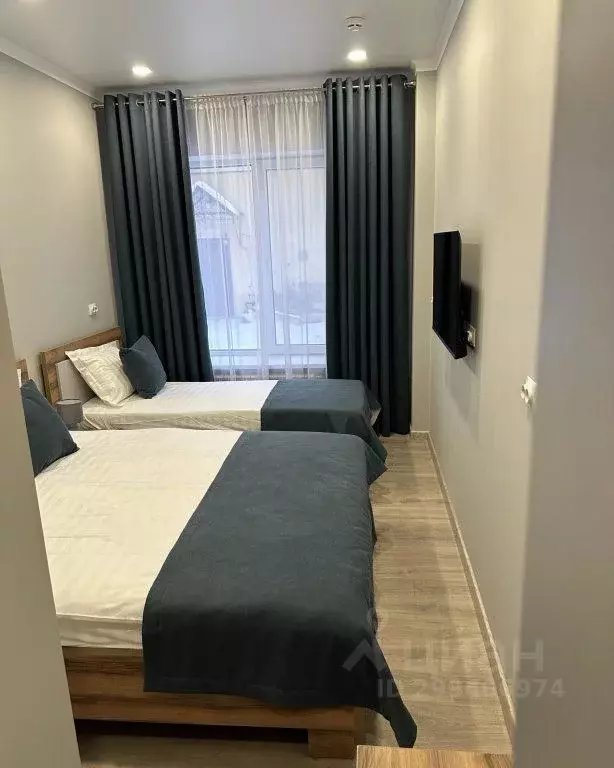 Комната Татарстан, Казань ул. Тази Гиззата, 1В (10.0 м) - Фото 1