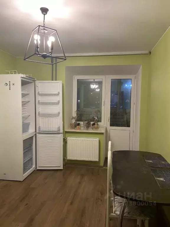 1-к кв. Тюменская область, Тюмень Амурская ул., 39 (37.0 м) - Фото 1