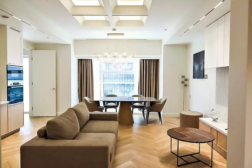 2-к кв. Москва 1-й Красногвардейский проезд, 15 (90.0 м) - Фото 0