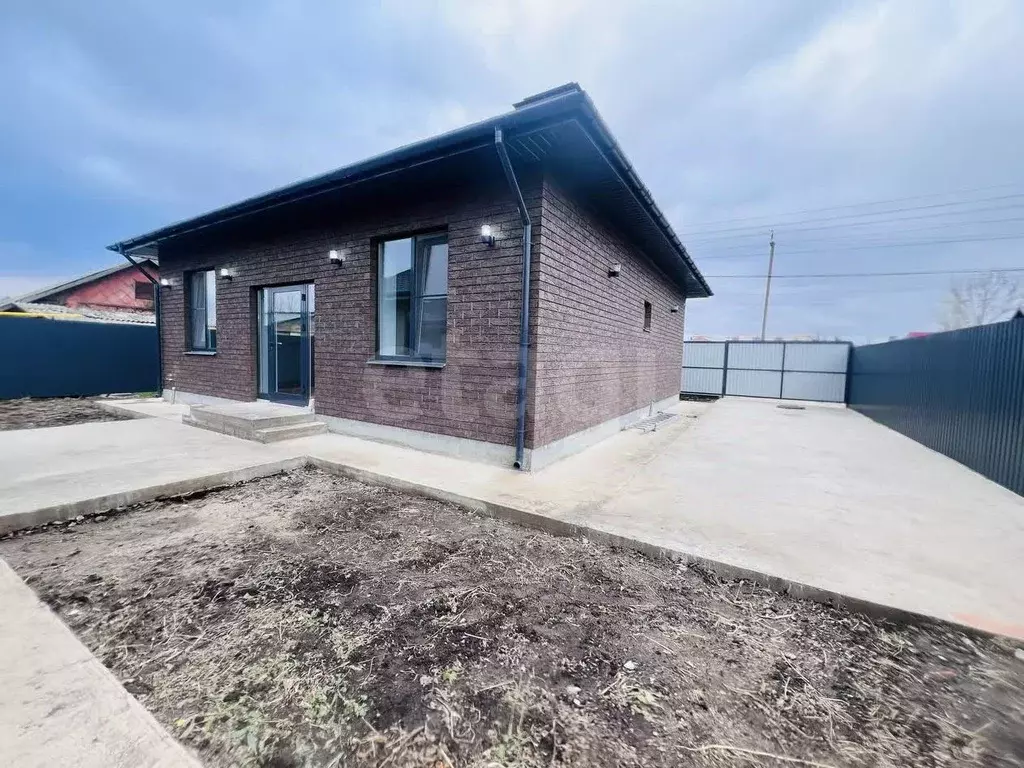 Дом в Саратовская область, Энгельс проезд 3-й Студенческий, 18 (120 м) - Фото 2