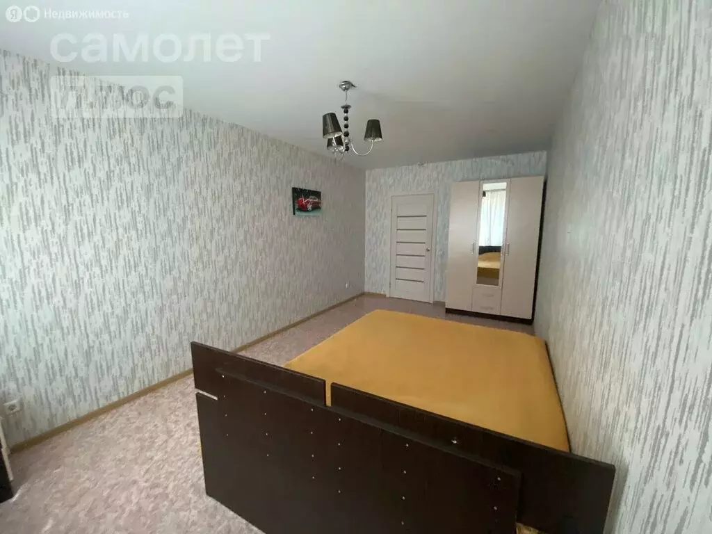 3-комнатная квартира: Стерлитамак, Ботаническая улица, 4 (75.2 м) - Фото 1