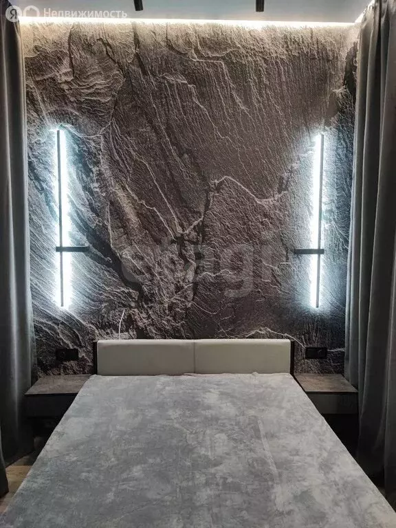 Квартира-студия: Тюмень, улица Евгения Войнова, 7 (36 м) - Фото 1