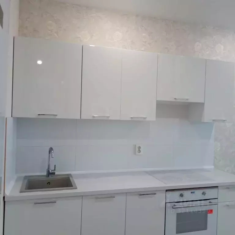 Студия Тульская область, Тула Оборонная ул., 102В (33.0 м) - Фото 1