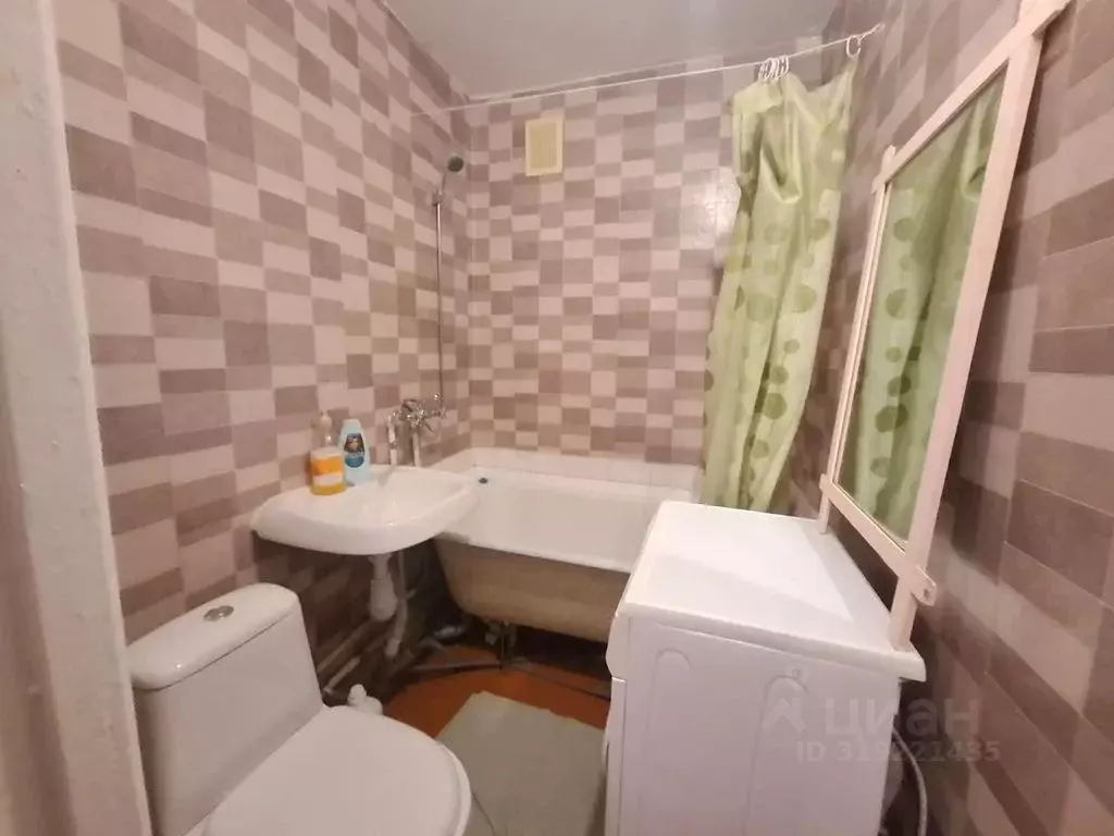 1-к кв. Псковская область, Псков Текстильная ул., 2 (30.0 м) - Фото 1