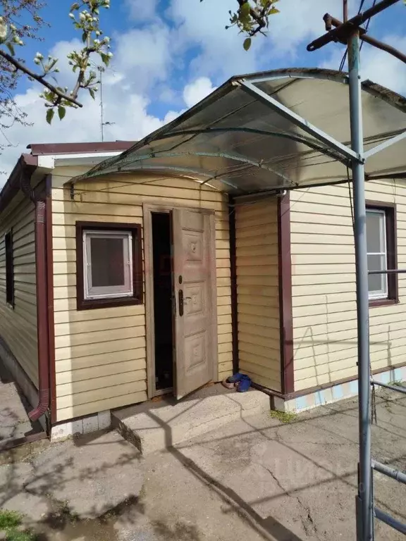 Дом в Ростовская область, Волгодонск пер. С. Лазо, 49 (60 м) - Фото 1
