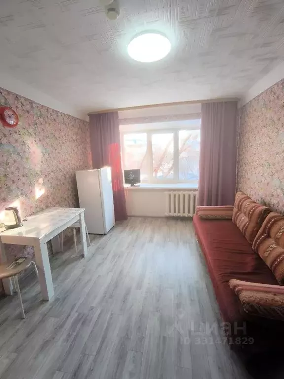 Комната Омская область, Омск ул. Рождественского, 1Б (14.0 м) - Фото 1
