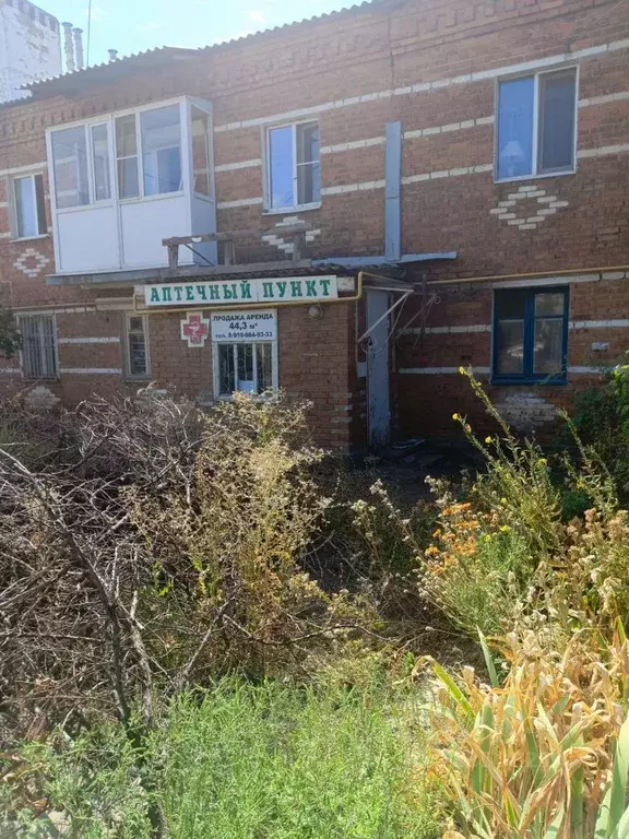 Помещение свободного назначения в Ростовская область, Гуково ул. ... - Фото 0