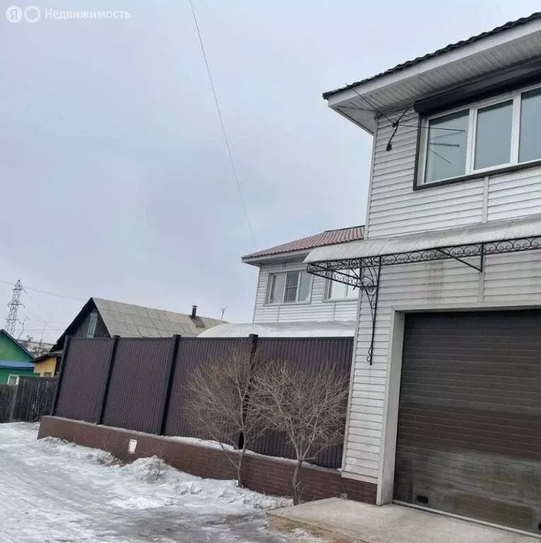 Дом в Улан-Удэ, посёлок Сосновый, Братский переулок, 3 (198 м) - Фото 1