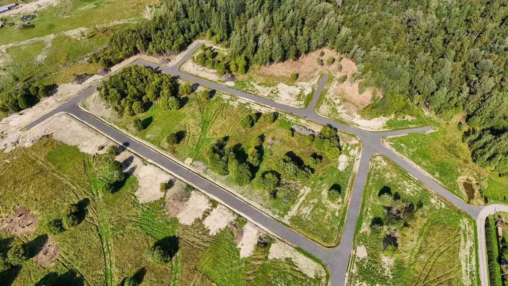Участок в Ленинградская область, Всеволожский район, Куйвозовское ... - Фото 1