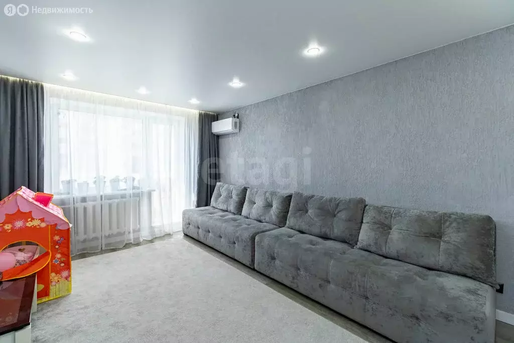 3-комнатная квартира: Тюмень, Севастопольская улица, 4 (92 м) - Фото 1