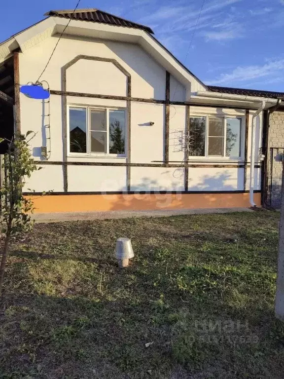 Дом в Белгородская область, Валуйки ул. Фурманова (85 м) - Фото 1