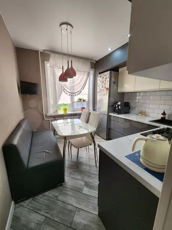 3-к. квартира, 64 м, 7/9 эт. - Фото 0