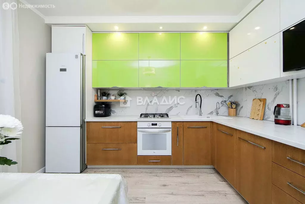 2-комнатная квартира: Калининград, Киевская улица, 132А (70.2 м) - Фото 1