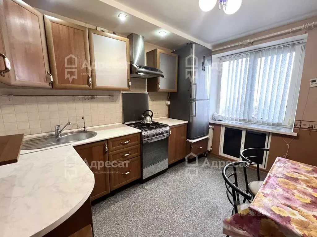 3-к кв. Волгоградская область, Волгоград ул. Рокоссовского, 52 (60.0 ... - Фото 1