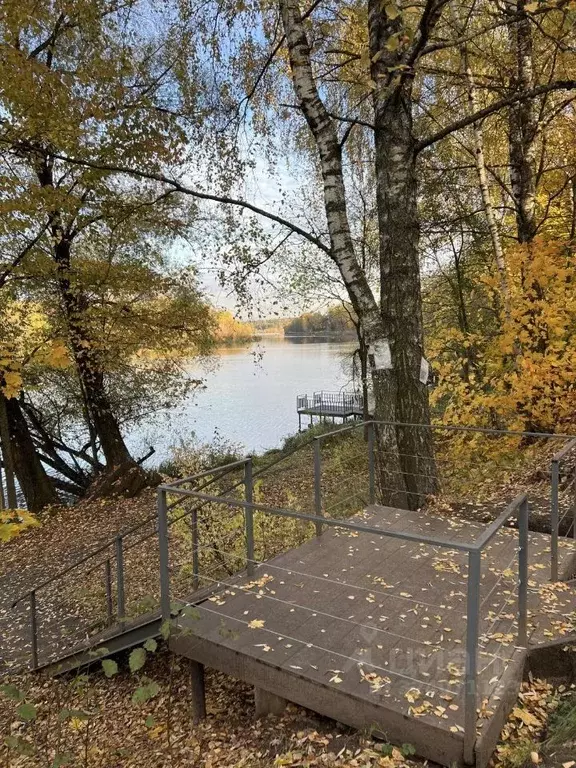 Коттедж в Московская область, Одинцовский городской округ, д. Барвиха  ... - Фото 1