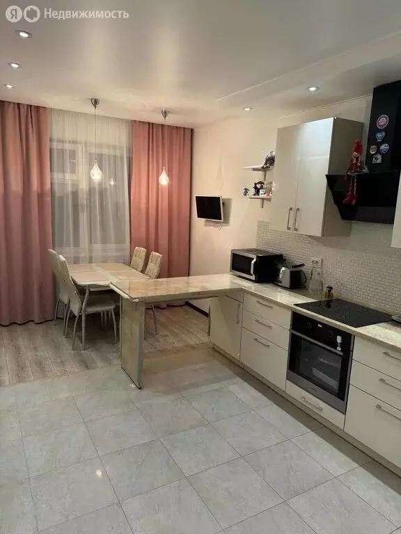 2-комнатная квартира: Якутск, улица Дзержинского, 30 (64 м) - Фото 1