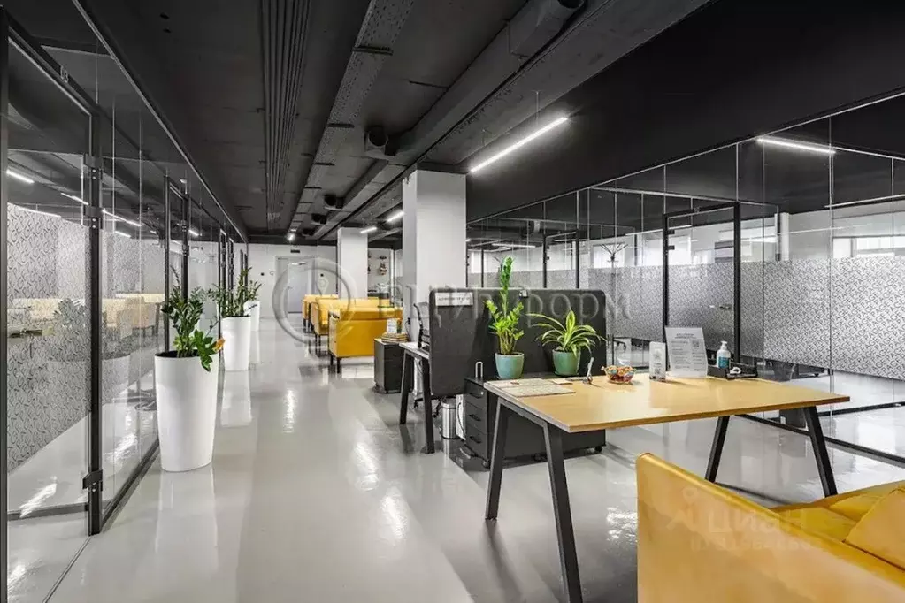 Офис в Санкт-Петербург Инструментальная ул., 8 (300 м) - Фото 1