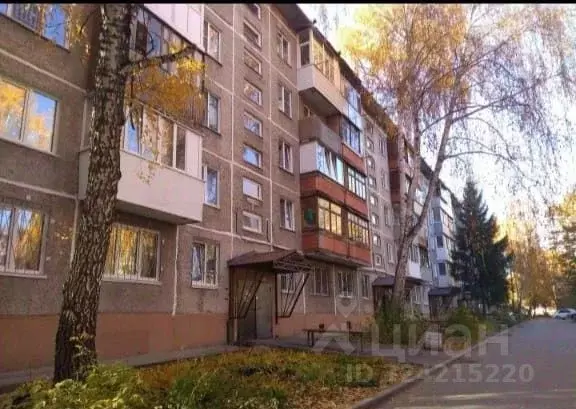 2-к кв. Алтайский край, Барнаул ул. Георгиева, 49 (55.0 м) - Фото 1