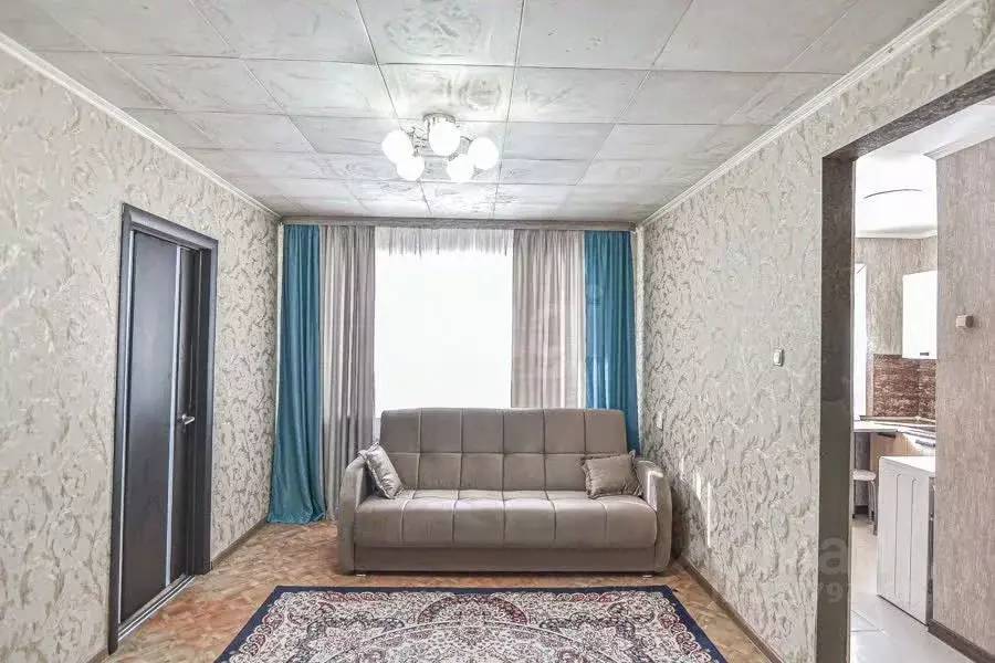 2-к кв. Сахалинская область, Южно-Сахалинск 7-й мкр, проезд ... - Фото 2