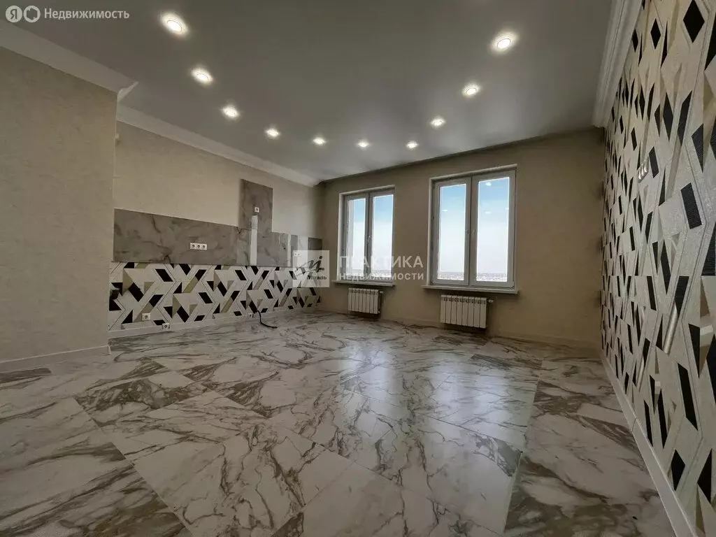 3-комнатная квартира: деревня Бородино, Малая Бородинская улица, 1к1 ... - Фото 2