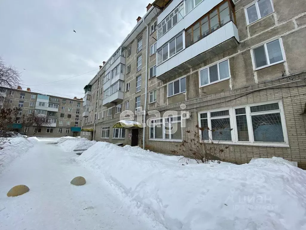 3-к кв. Курганская область, Далматово ул. Ленина, 85 (53.7 м) - Фото 1