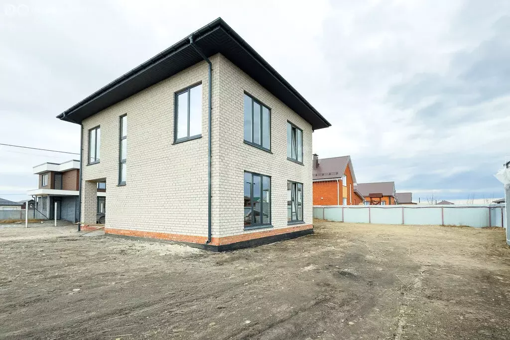 Дом в городской округ Ульяновск, село Лаишевка, улица Тарасова (163 м) - Фото 1