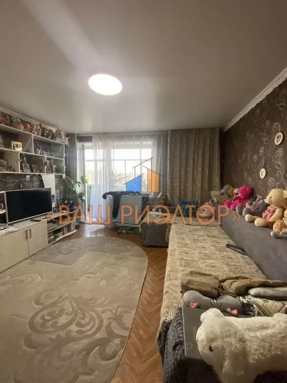3-к кв. Белгородская область, Губкин ул. Лазарева, 18 (60.6 м) - Фото 1