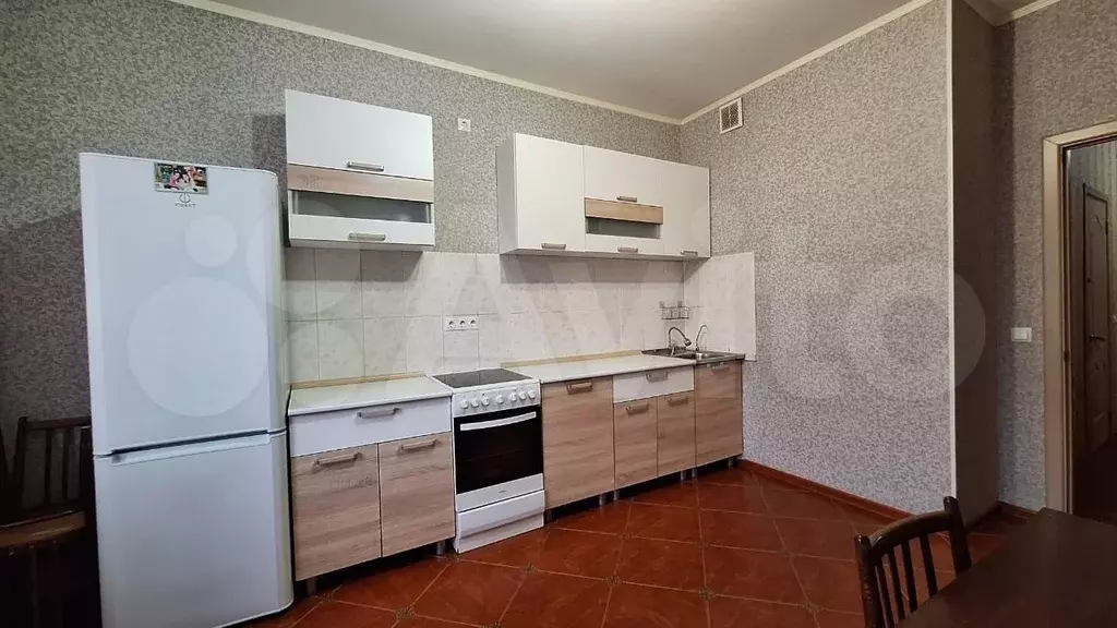 2-к. квартира, 76 м, 8/12 эт. - Фото 1