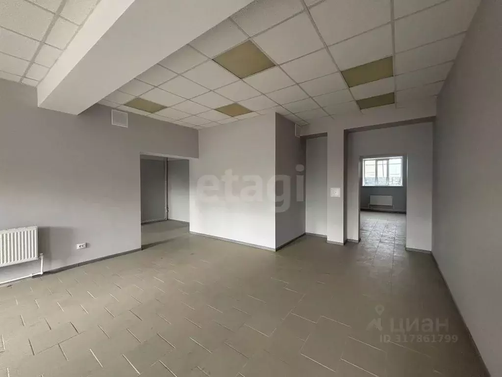 Помещение свободного назначения в Удмуртия, Можга Можгинский район, ... - Фото 0