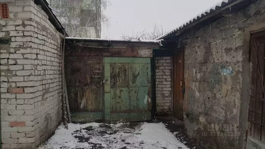 Гараж в Брянская область, Брянск ул. Красных Партизан, 15 (14 м) - Фото 0