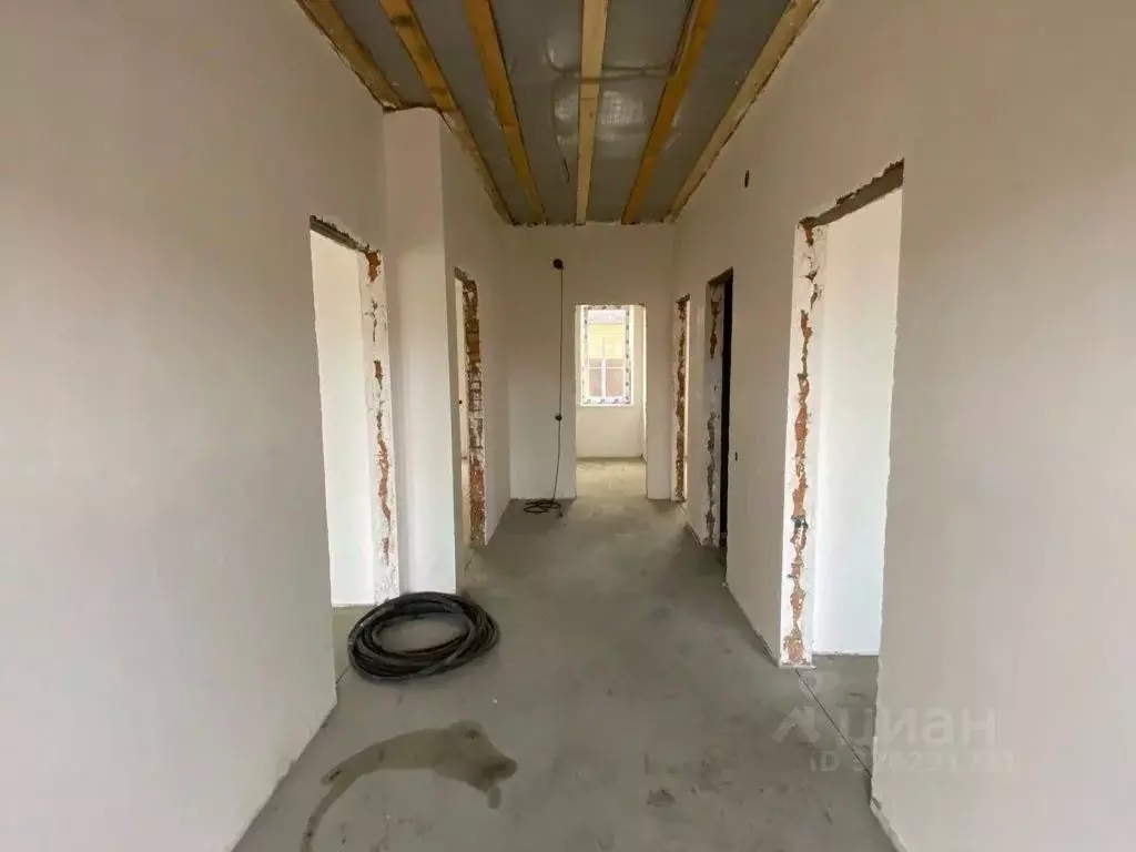 Дом в Ростовская область, Ростов-на-Дону Зрелищная ул. (100 м) - Фото 2