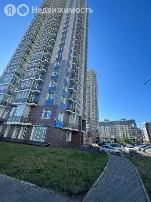 2-комнатная квартира: Красноярск, улица Авиаторов, 47 (67 м) - Фото 1