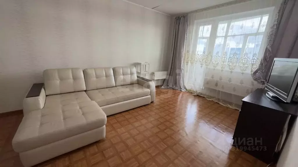 1-к кв. Ханты-Мансийский АО, Нижневартовск ул. Мира, 60к1 (37.4 м) - Фото 0