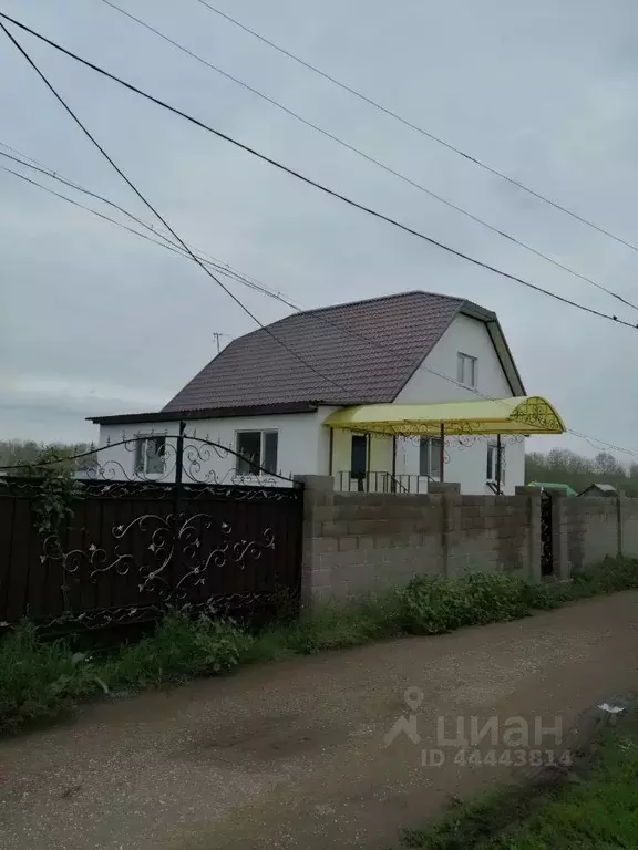 Дом в Башкортостан, с. Кушнаренково  (210 м) - Фото 0
