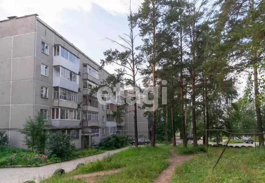 2-комнатная квартира: Златоуст, улица имени М.С. Урицкого, 17А (50.4 ... - Фото 2