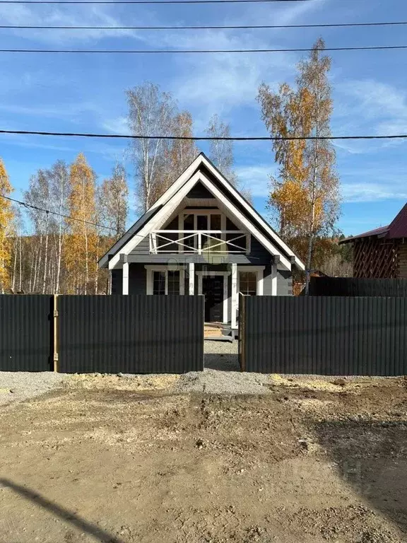Дом в Иркутская область, Иркутский муниципальный округ, с. Смоленщина ... - Фото 1