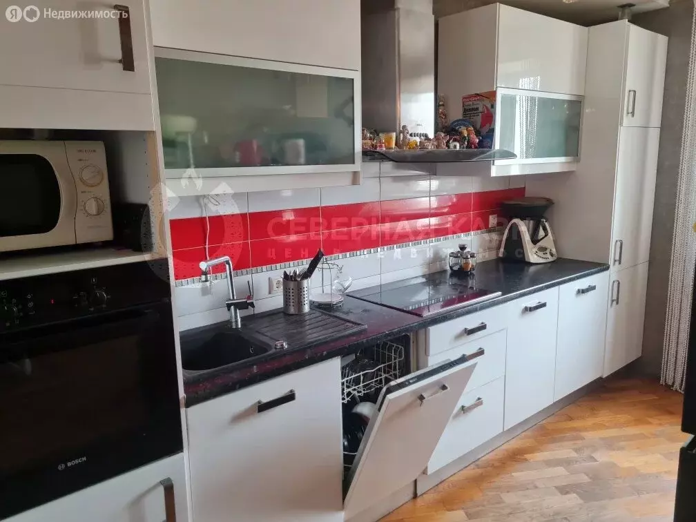 3-комнатная квартира: Екатеринбург, улица Татищева, 84 (94.7 м) - Фото 1
