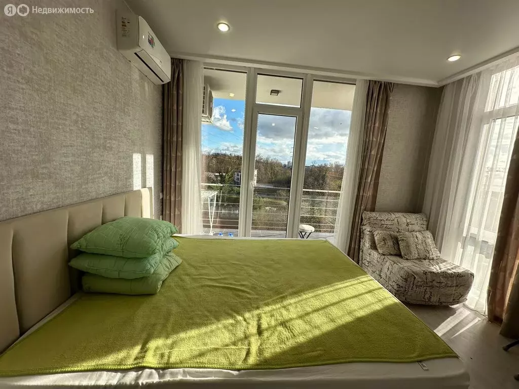 Квартира-студия: Адлер, улица Белых Акаций, 48А (28 м) - Фото 1