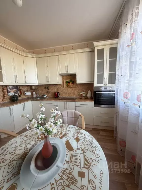 2-к кв. Псковская область, Псков ул. Кузбасской Дивизии, 12 (53.6 м) - Фото 1