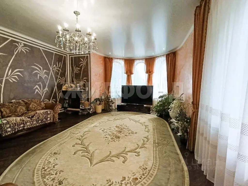 Дом в Хакасия, Абакан Звездная ул. (278 м) - Фото 1