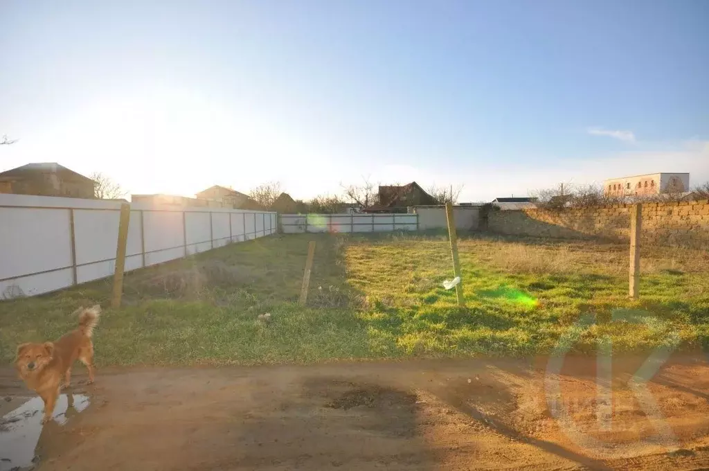 Участок в Крым, Сакский район, Молочненское с/пос, Радуга СПК аллея ... - Фото 1