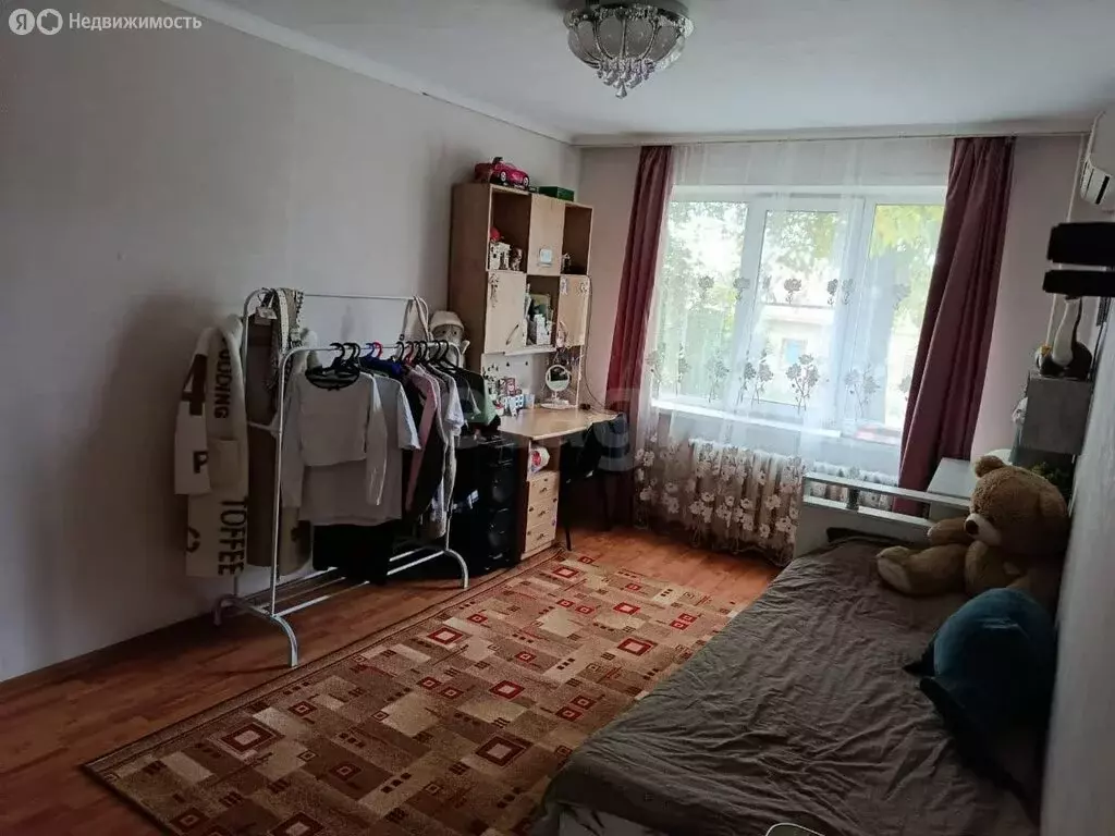 3-комнатная квартира: Курган, Рабоче-Крестьянская улица, 14 (62.4 м) - Фото 2