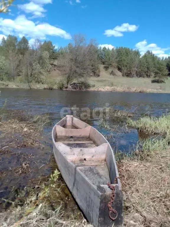 Дом в Свердловская область, Артемовский муниципальный округ, д. ... - Фото 1
